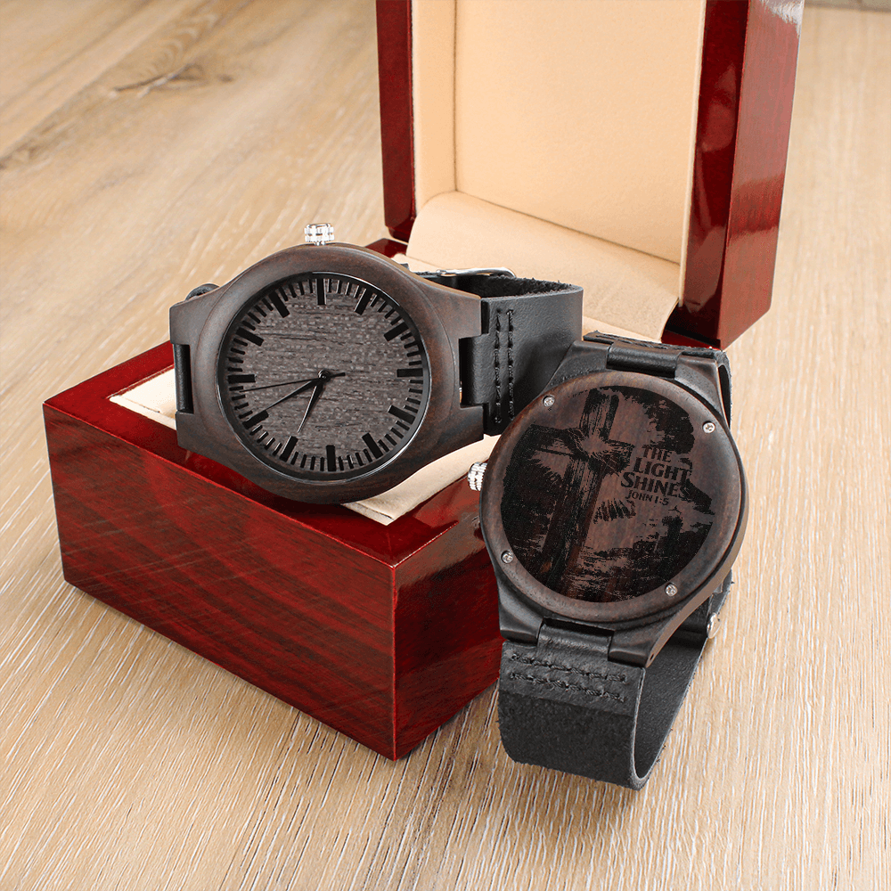 Non-Message Card Wood Watch with Engraving -the light shines